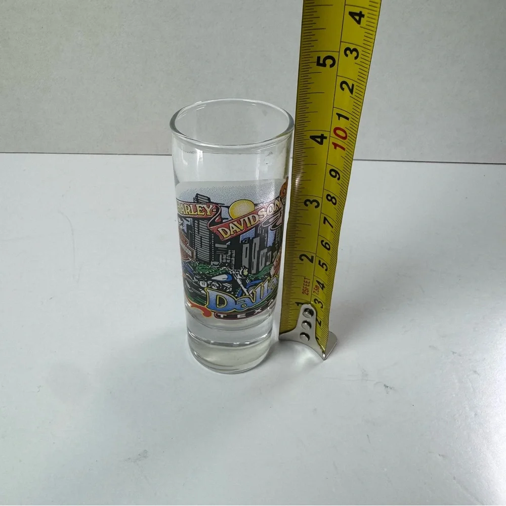 HARLEY DAVIDSON Dallas, Texas Tall Shot Glass 4 Inches with Skyline Graphics EUC